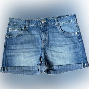 Size 14+ Girls’ Justice medium wash denim shorts